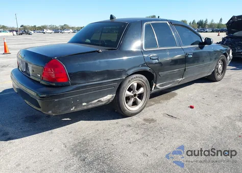 2011 Ford Crown Victoria Police Interceptor z USA, uszkodzony, nr VIN 2FABP7BV2BX167329